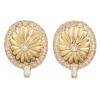 <span class='ref_item'>190 -</span> <span class="object_title">PENDIENTES EN ORO 18KT Y DIAMANTES</span>  <p><span class="technical_description">Pareja de pendientes realizados en oro de 18kt, con contraste. Con diamante central sobre motivo gallonado, en talla brillante engastado en chatón, orlado por diamantes en talla brillante engastados en grano y detalle de diamantes en talla baguette en parte inferior. <br/>Peso total aprox de los diamantes 0.95ct. <br/>Cierre: Omega</span><br>Peso: <span class="PESO_HCES1">12,40</span> <span class="PESOUMED_HCES1">gr.</span><br></p>