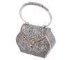 <span class='ref_item'>301 -</span> <span class="object_title">BOLSO DE MANO EN PLATA DE LEY</span>  <p><span class="technical_description">Bolso realizado en plata de ley, con contraste. De mano, con asa abatible grabada con motivos florales, profusamente decorado en su exterior por relieves de motivos florales y calados. Con cuatro pequeñas patas. Cierre de presión.<br/>Peso neto de la plata: 343,70gr</span><br></p>