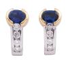 <span class='ref_item'>72 -</span> <span class="object_title">PENDIENTES EN ORO BICOLOR 18KT, ZAFIROS Y DIAMANTES </span>  <p><span class="technical_description">Pareja de pendientes realizados en oro bicolor de 18kt, con contrastes. Con zafiros en talla oval, engastados en bisel abierto con vistas en amarillo, con un peso total aprox de 0.60ct, acompañados por diamantes en talla brillante, engastados en carril, con un peso total aprox de 0.32ct.<br/>Cierre: Omega<br/>Longitud: 2 cm</span><br>Peso: <span class="PESO_HCES1">8,50</span> <span class="PESOUMED_HCES1">gr.</span><br></p>