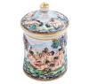 <span class='ref_item'>214 -</span> <span class="object_title">RECIPIENTE EN POCERLANA CAPODIMONTE</span>  <p><span class="technical_description">Pequeño recipiente de porcelana con tapa. Bellamente decorado, reflejando angelotes de fiesta. Con la marca de Capodimonte en la parte inferior.<br/>Altura: 12cm</span><br></p>