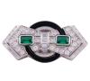 <span class='ref_item'>222 -</span> <span class="object_title">BROCE ESTILO ART DÉCO EN PLATA DE LEY, ÁGATA NEGRA Y PIEDRAS VERDES E INCOLORAS</span>  <p><span class="technical_description">Elegante broche realizado en plata de ley estilo Art Déco. Diseño geométrico con círculo central adornado por ágata negra, pareja de piedras en color verde en talla esmeralda y piedras incoloras en talla brillante y baguette, engastadas en pavé y carriles. <br/>Cierre: Aguja<br/>Medidas: 4 x 2cm</span><br>Peso: <span class="PESO_HCES1">10,70</span> <span class="PESOUMED_HCES1">gr.</span><br></p>