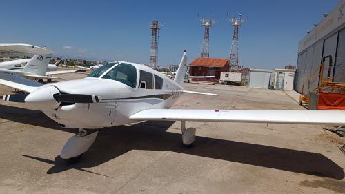 PIPER  CHEROKEE 180 C